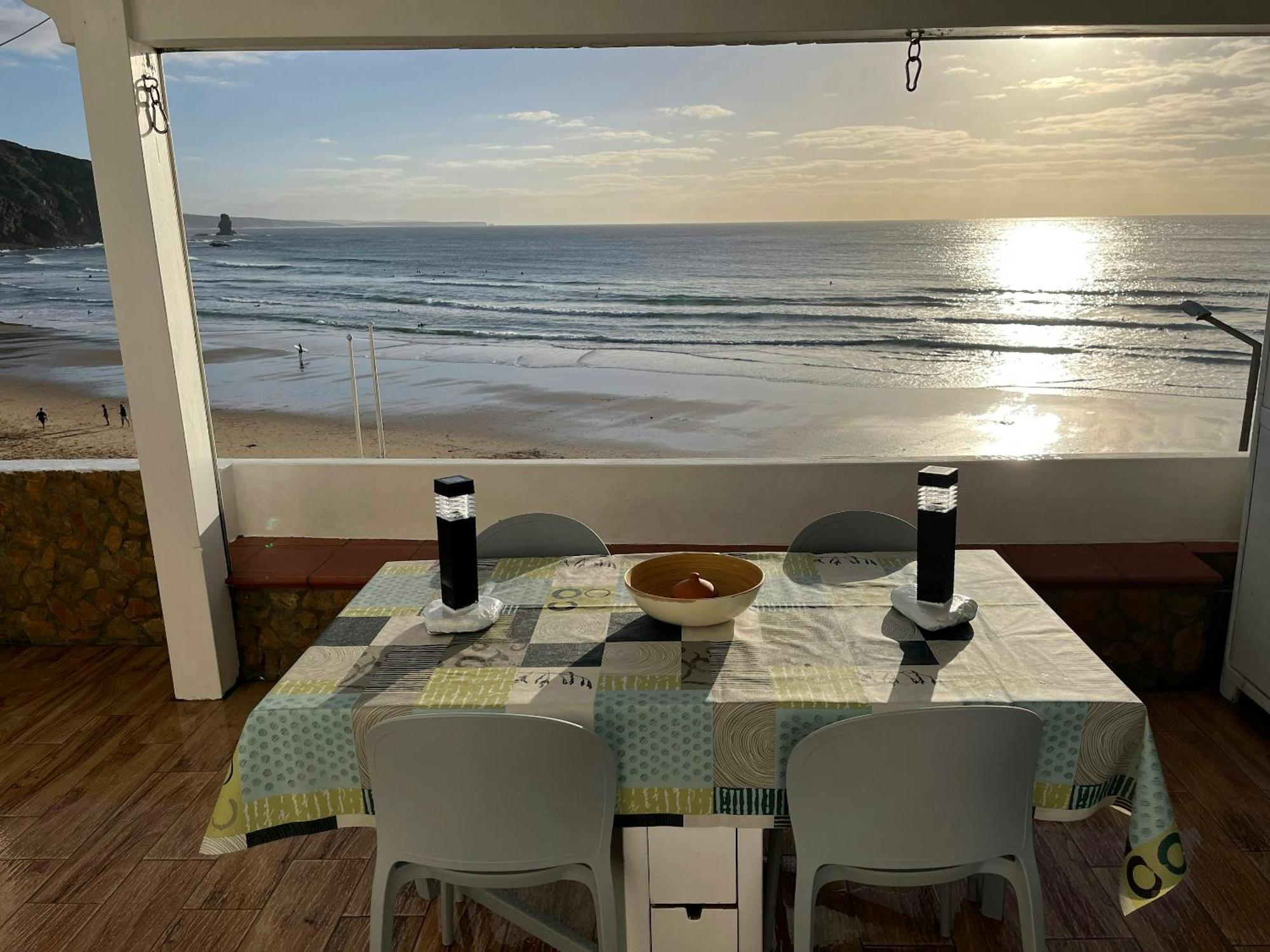 Wake Up To The Sea In Charming House In Aljezur